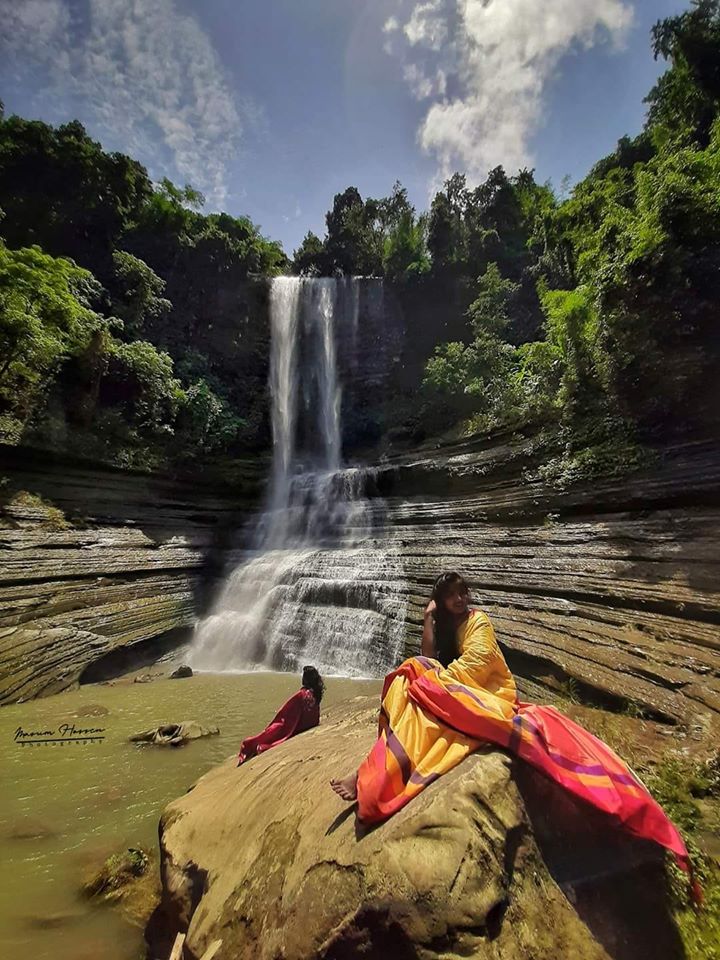 Dhuppani Waterfall (PC: Masum Hossen)